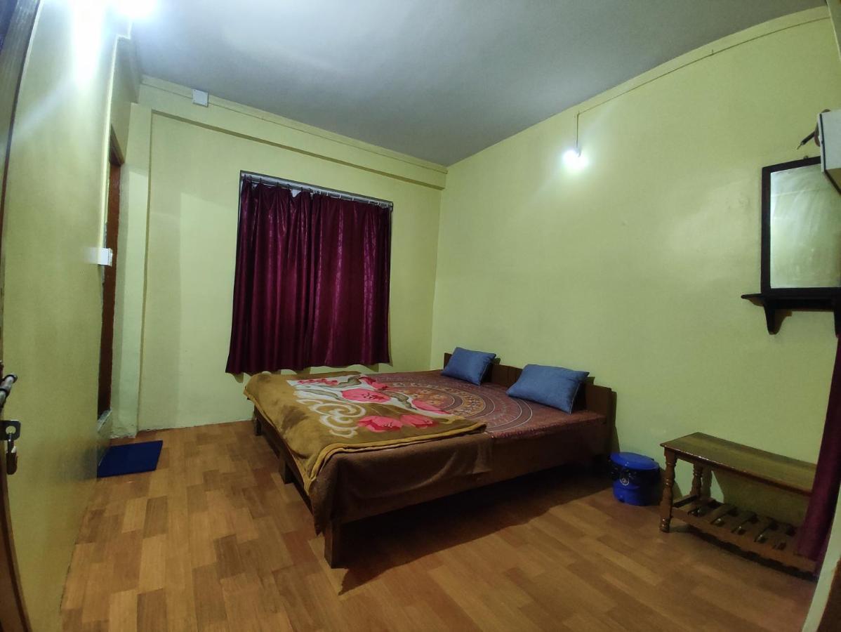 Wind Home Darjeeling- Budget Hotel Near Mall Дарджилінг Екстер'єр фото