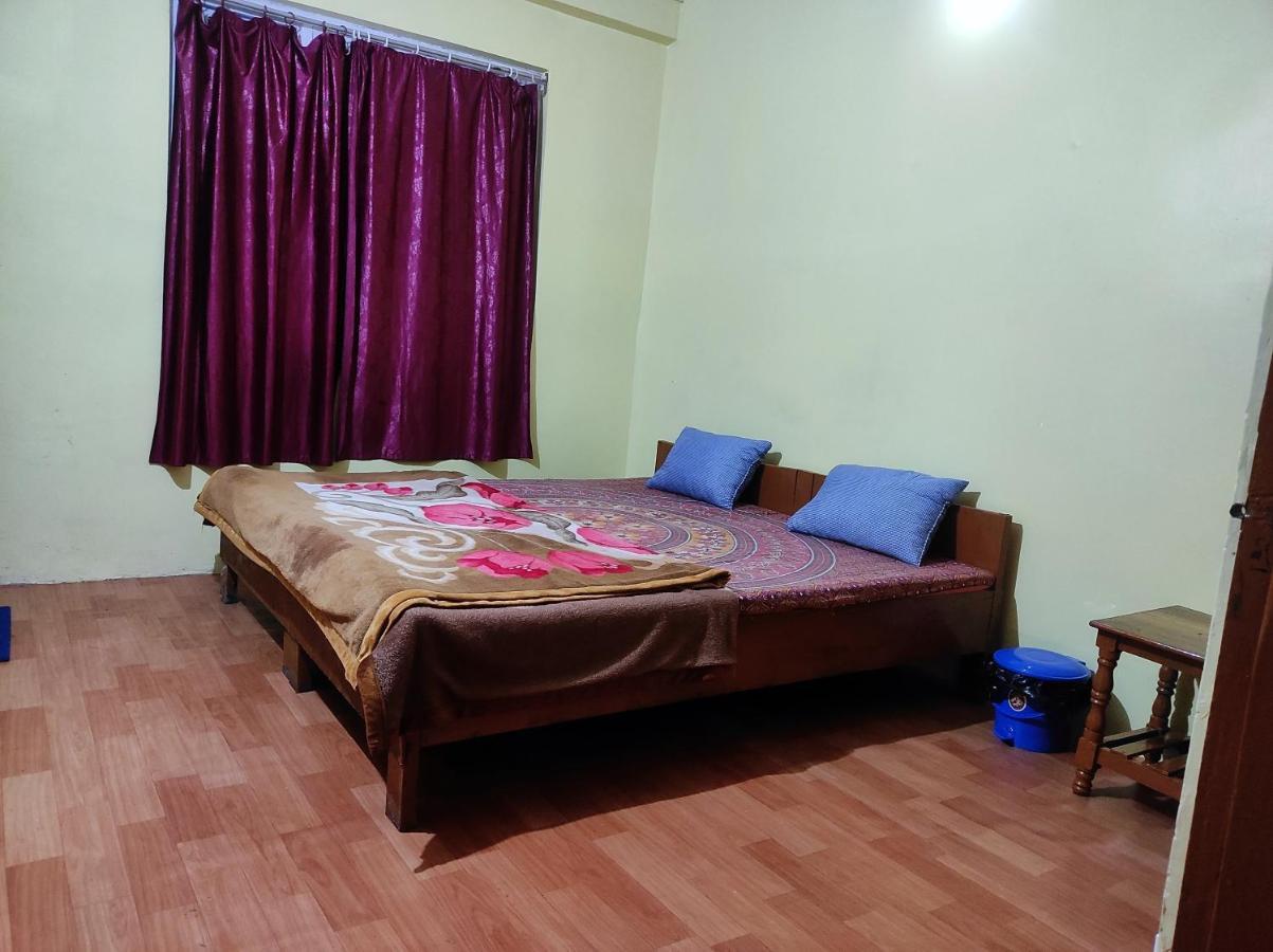 Wind Home Darjeeling- Budget Hotel Near Mall Дарджилінг Екстер'єр фото