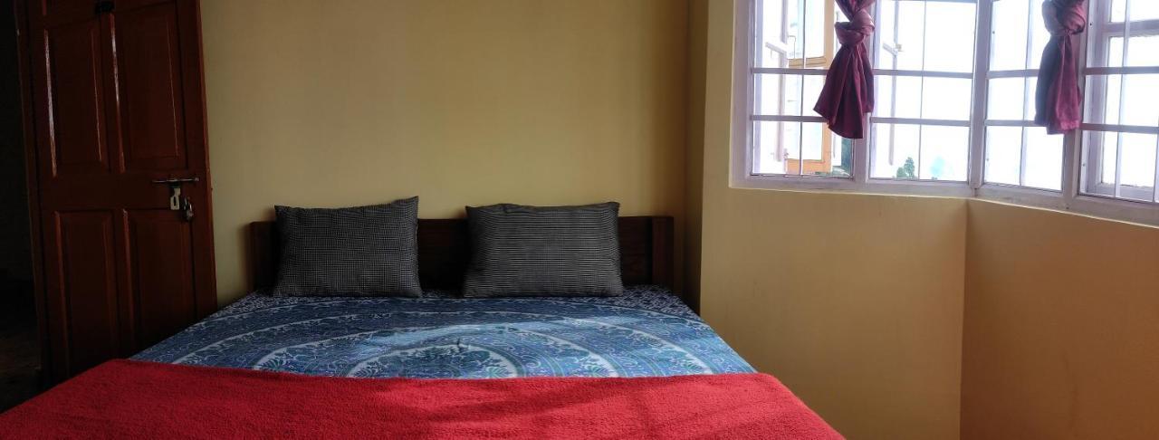 Wind Home Darjeeling- Budget Hotel Near Mall Дарджилінг Екстер'єр фото