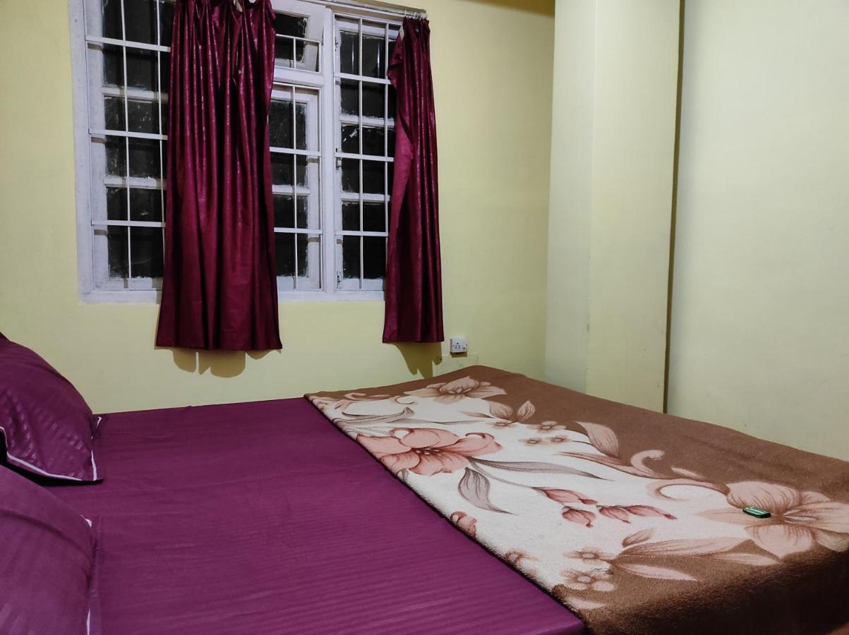 Wind Home Darjeeling- Budget Hotel Near Mall Дарджилінг Екстер'єр фото