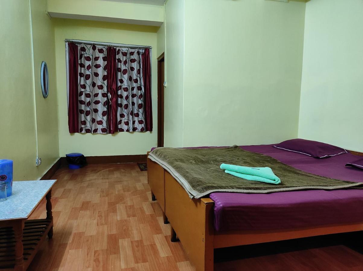 Wind Home Darjeeling- Budget Hotel Near Mall Дарджилінг Екстер'єр фото